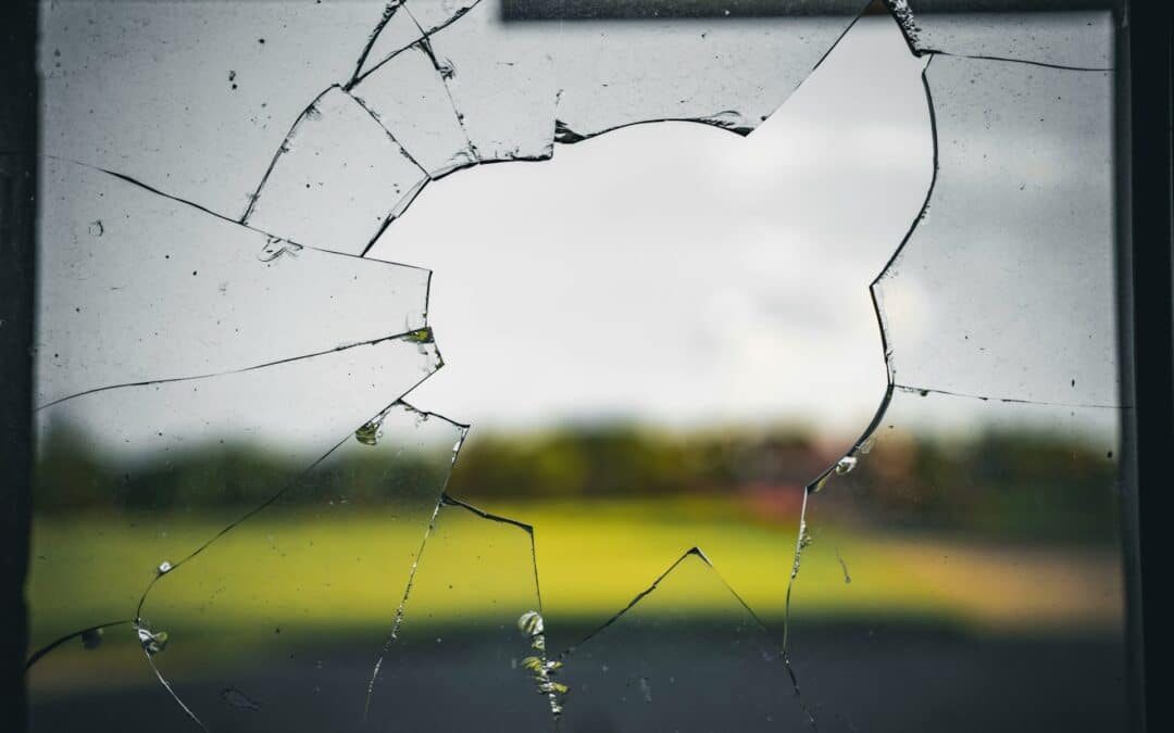 The Homeowner’s Guide to Emergency Window Repair in Boca Raton