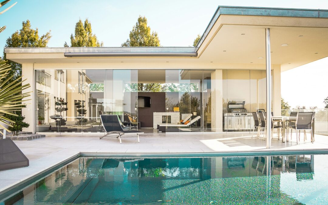 How to Choose Window Treatments for Luxury Homes in Boca Raton